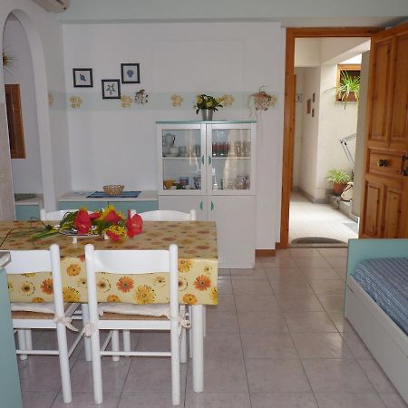 Claudia - Case Vacanze A Canneto Spiaggia Luaran gambar