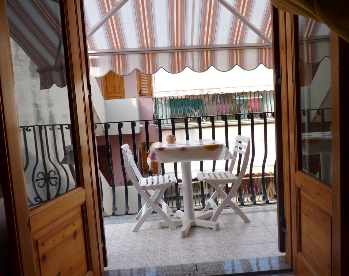 Claudia - Case Vacanze A Canneto Spiaggia Luaran gambar