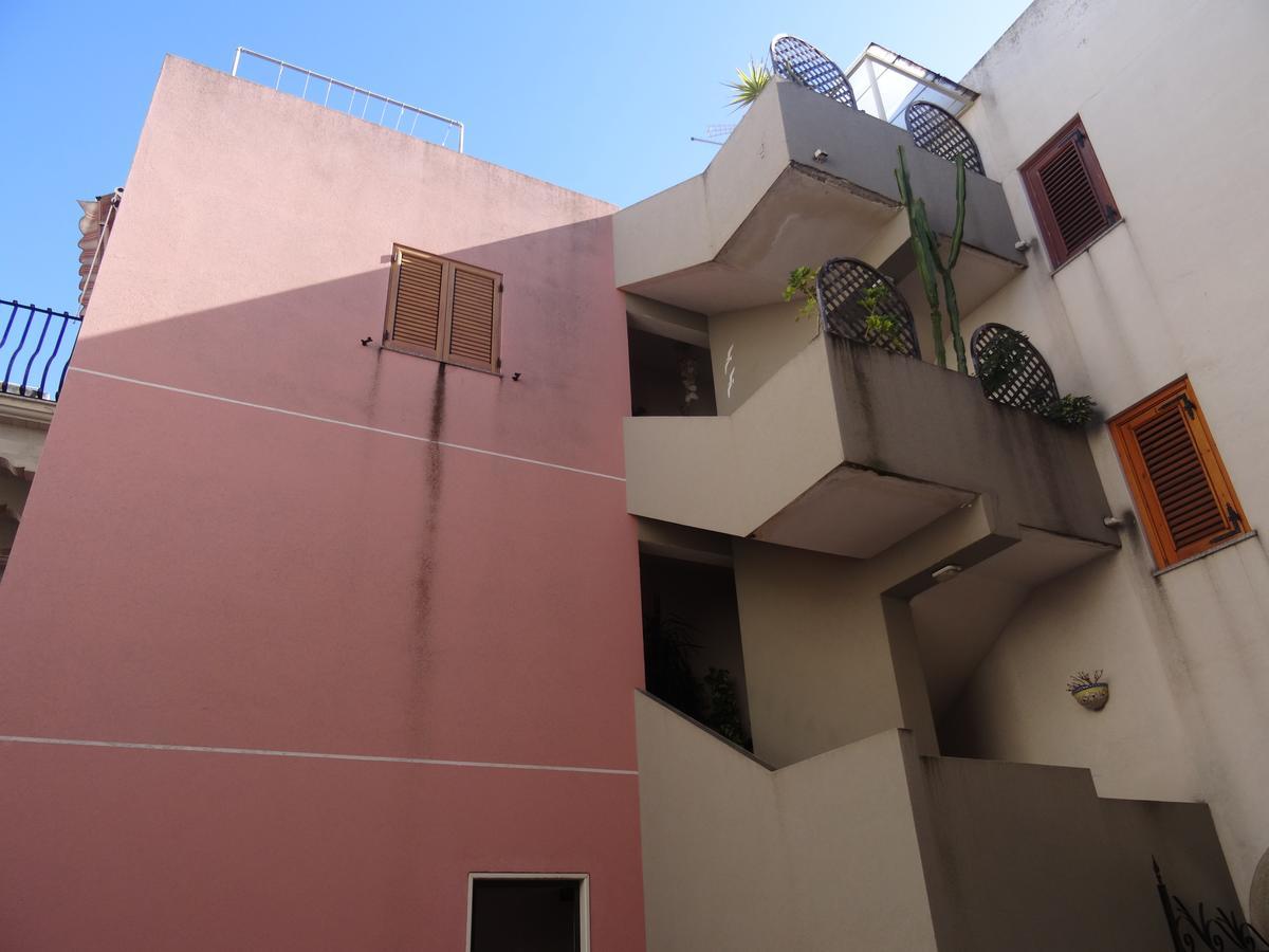 Claudia - Case Vacanze A Canneto Spiaggia Luaran gambar